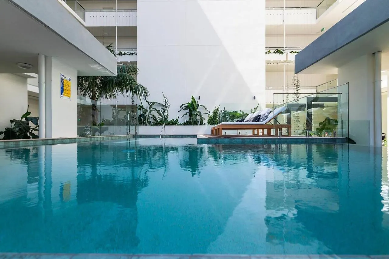 'Tropical Tides' Resort-Style Chic At Palm Beach Gold Coast 0*,  Australia